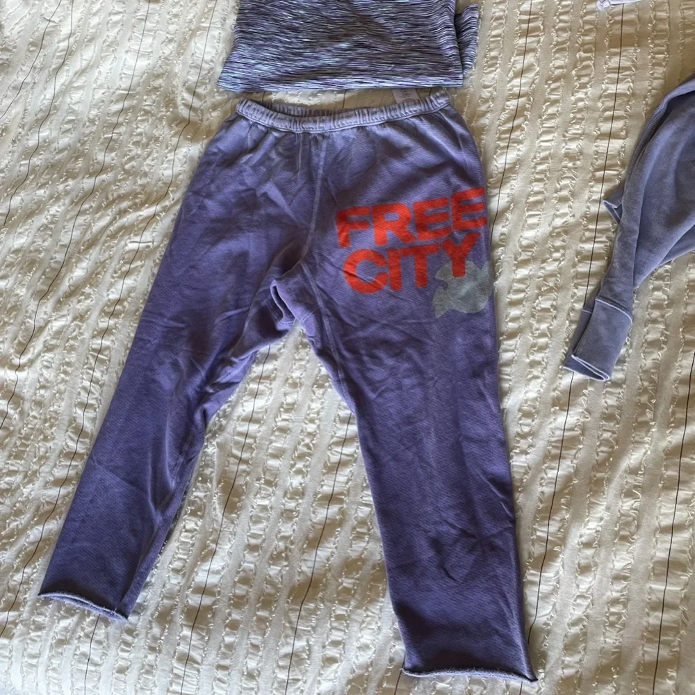 BUNDLE Aviator Nation Zip-Up XS & Free City Sweatpants Small EUC! - Picture 9 of 16